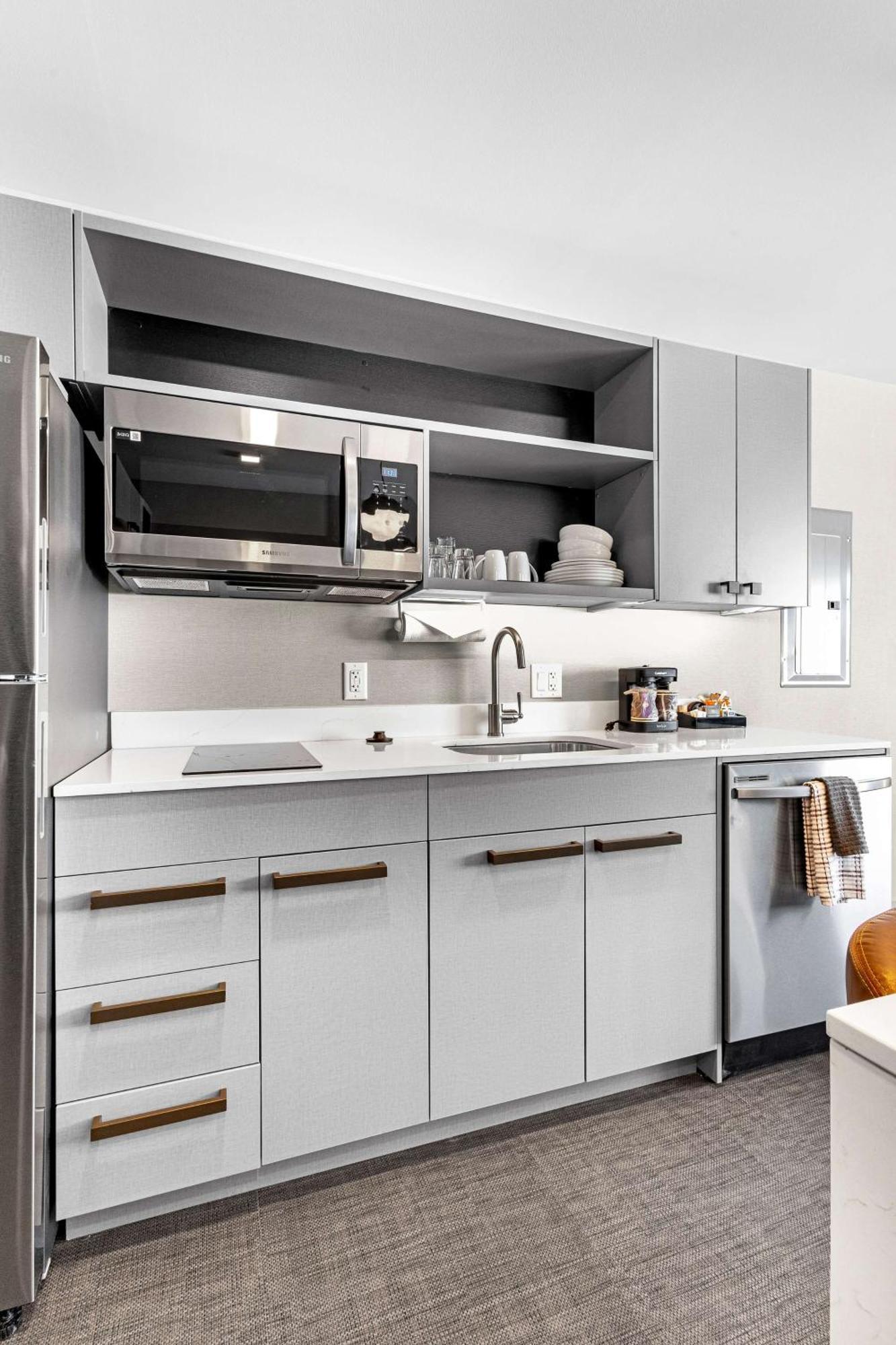 Homewood Suites By Hilton Colorado Springs Airport Экстерьер фото